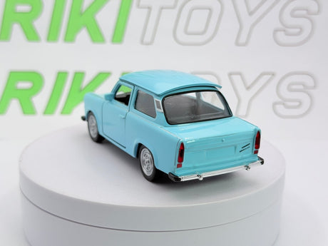 Trabant P 601 Welly 1/35 Azzurro - RikiToys - Welly