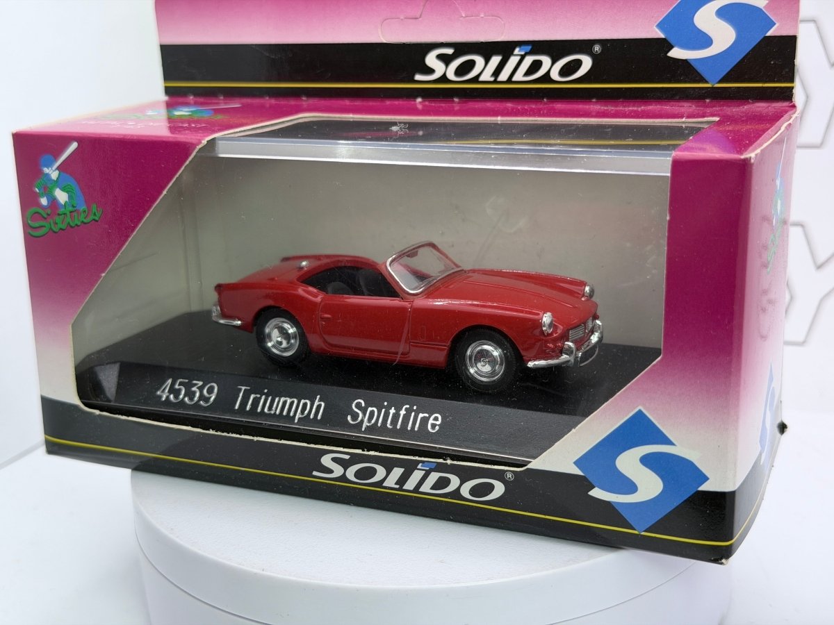 Triumph Spitfire Solido 1/43 Rosso 1961 - RikiToys - Solido
