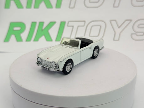 Triumph TR4 a IRS Dinky 1/43 Bianco 1965 - RikiToys - Dinky