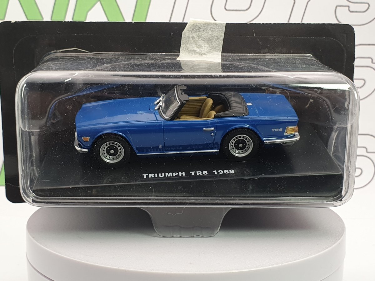Triumph TR6 Edicola 1/43 Verde - RikiToys - Edicola