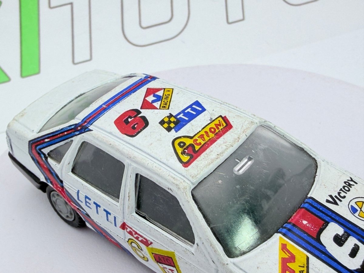 Volkswagen Passat Berlina 1/43 Bianco 1988 - RikiToys - RikiToys