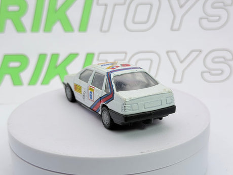 Volkswagen Passat Berlina 1/43 Bianco 1988 - RikiToys - RikiToys