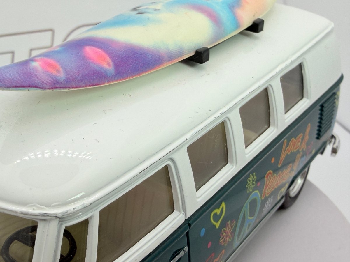 Volkswagen T1 con Windsurf Kinsmart 1/38 Verde - RikiToys - Kinsmart