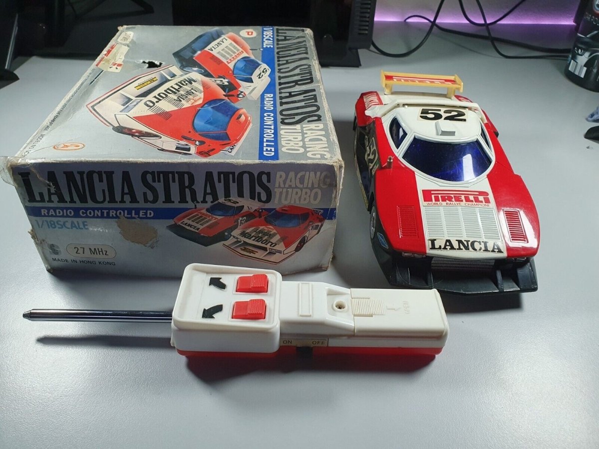 Lancia Stratos Racing Turbo "Radio Controlled" 1/18 - RikiToys - Senza marca/Generico -#