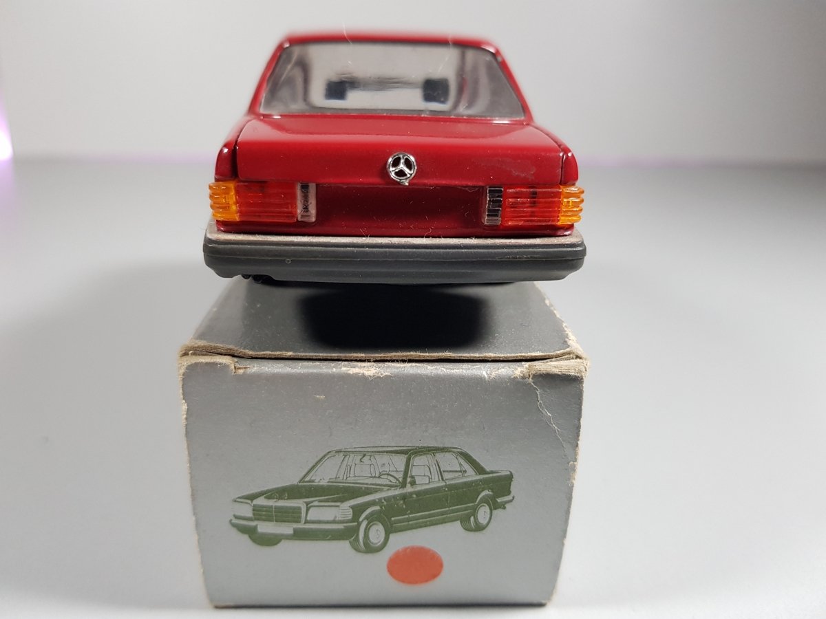 Mercedes W126 SEL N74 1/35 Con Scatola - RikiToys - N74#