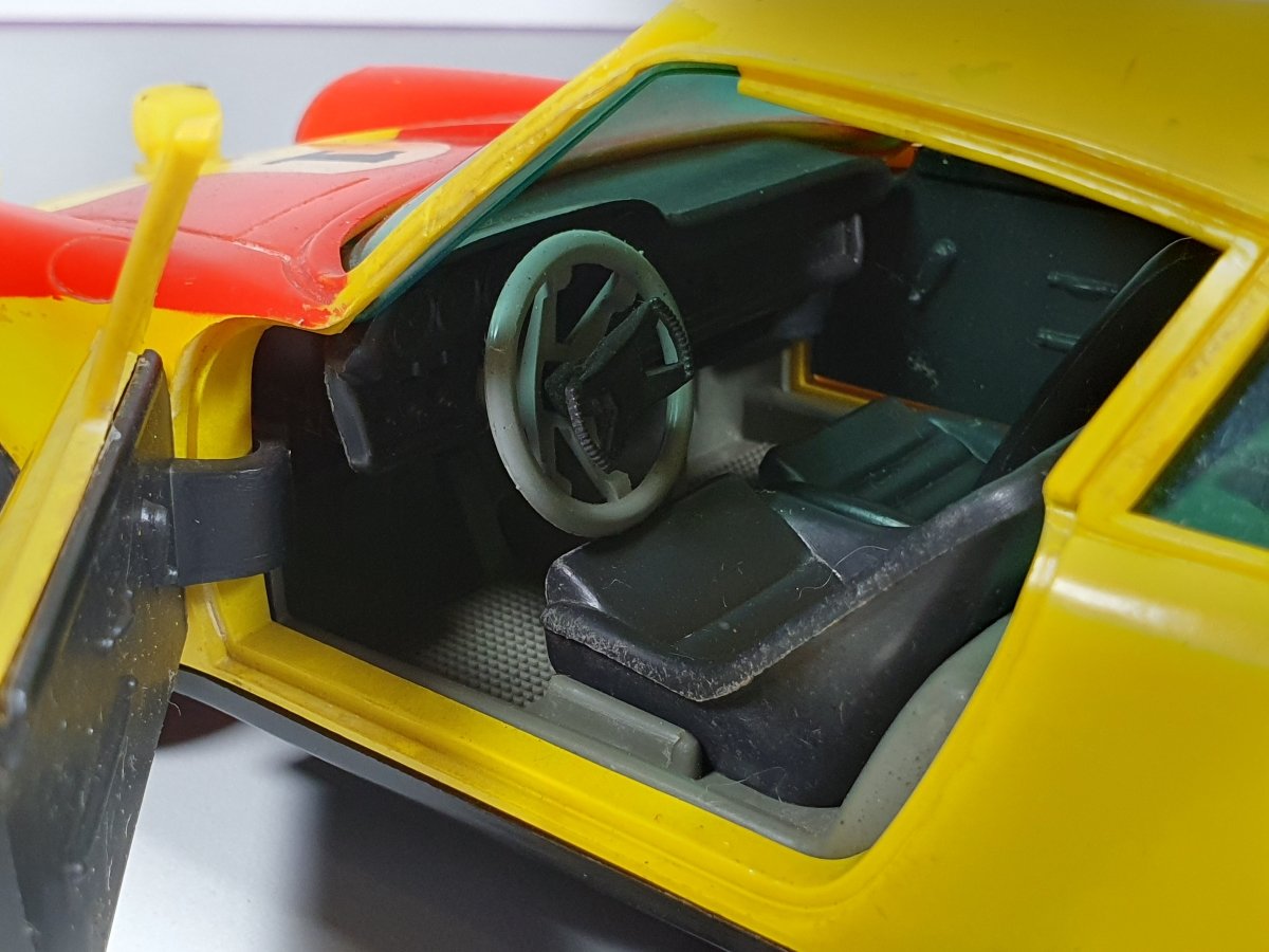 Porsche 911 RS 1/18 - RikiToys - RikiToys#